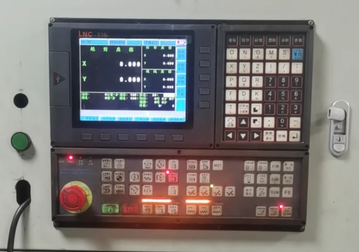 安(an)川伺服器(qi)維(wei)修 SGDV-200A01A  A.100報警
